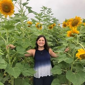 Meet your Posher, Madelyn